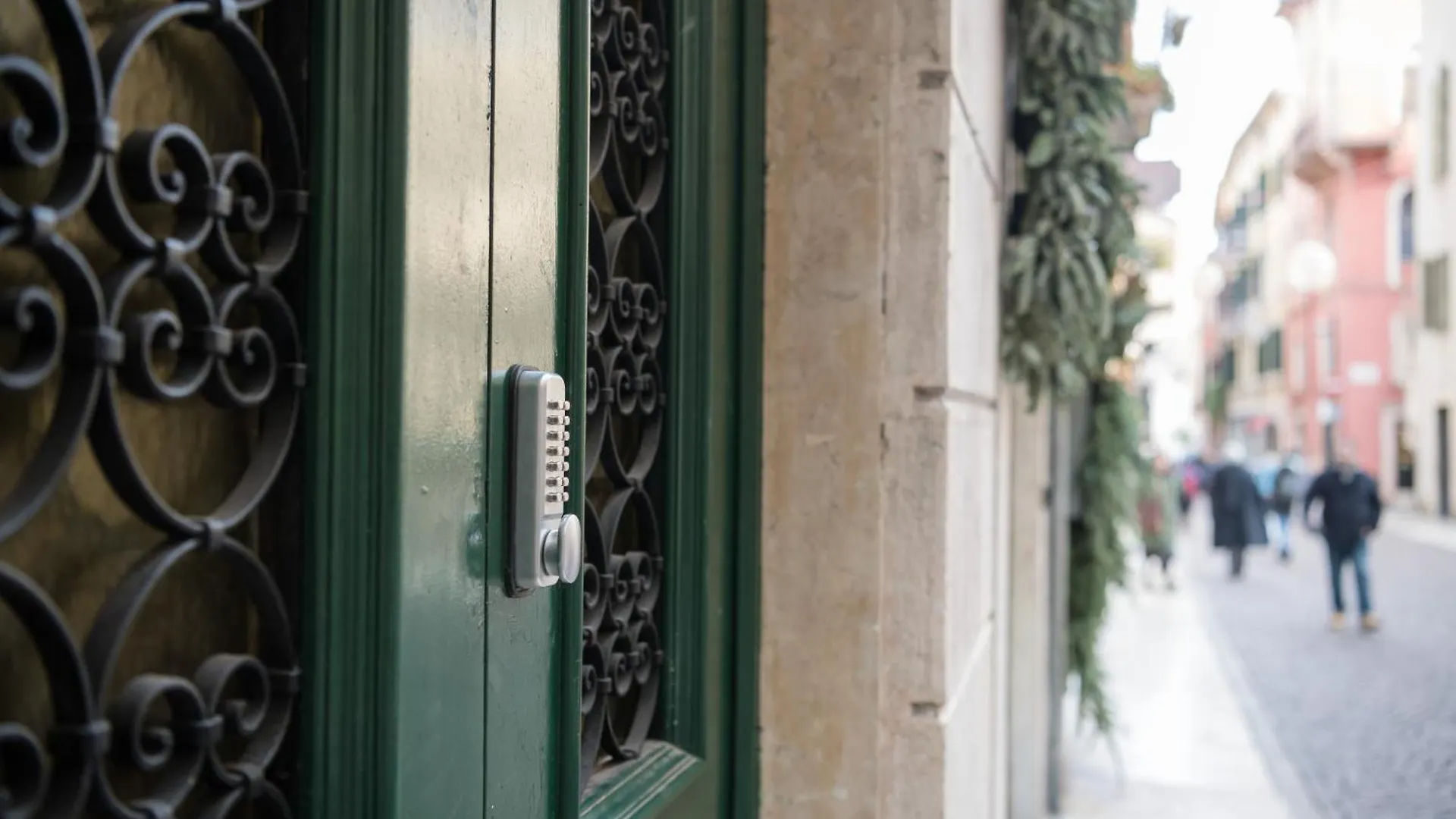 Verona Boutique House